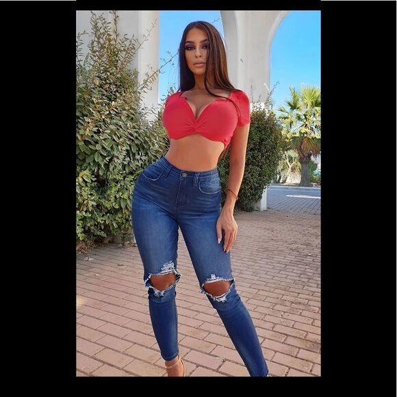New with tags Fashion Nova Walk of Fame Ankle Jeans, medium wash, size 9 - Picture 1 of 7